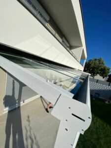 Pergola Glasdach für Terrasse grau