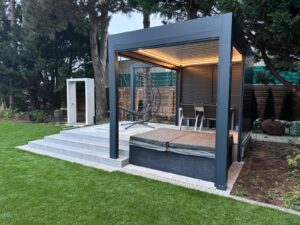 Heliomatik Pergola Lamellendach anthrazit mit LED integriert für Feuerstelle Grillplatz