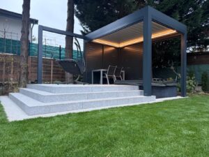 Heliomatik Pergola Lamellendach anthrazit mit LED integriert