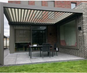 Heliomatik Pergola Lamellendach anthrazit