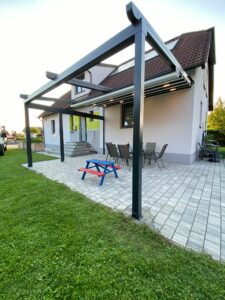 Heliomatik Pergola Faltdach mit integrierten LED anthrazit