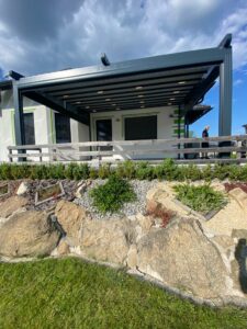 Heliomatik Pergola Faltdach mit integrierten LED anthrazit