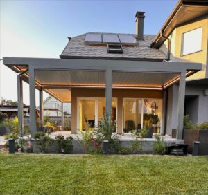 Heliomatik Pergola Lamellendach grau anthrazit mit Beleuchtung und elektrische Markise Amstetten, Wieselburg, Scheibbs, Waidhofen, Linz, Wels, Steyr, Enns, Perg, Vöcklabruck, Attersee, Salzburg, Steiermark